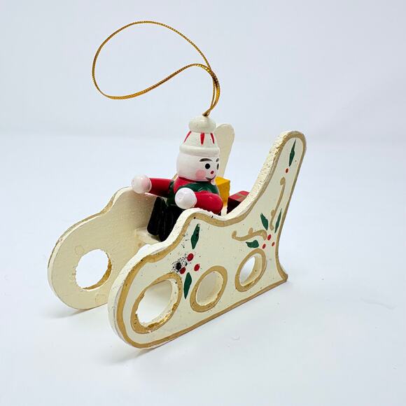 Vintage Hand Painted 2" Wooden White Sled With Rider Presents Christmas Ornament - Picture 2 of 6